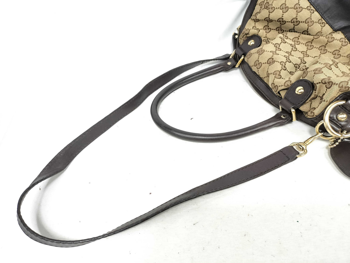 GUCCI GG Canvas Gucci Shoulder Bag