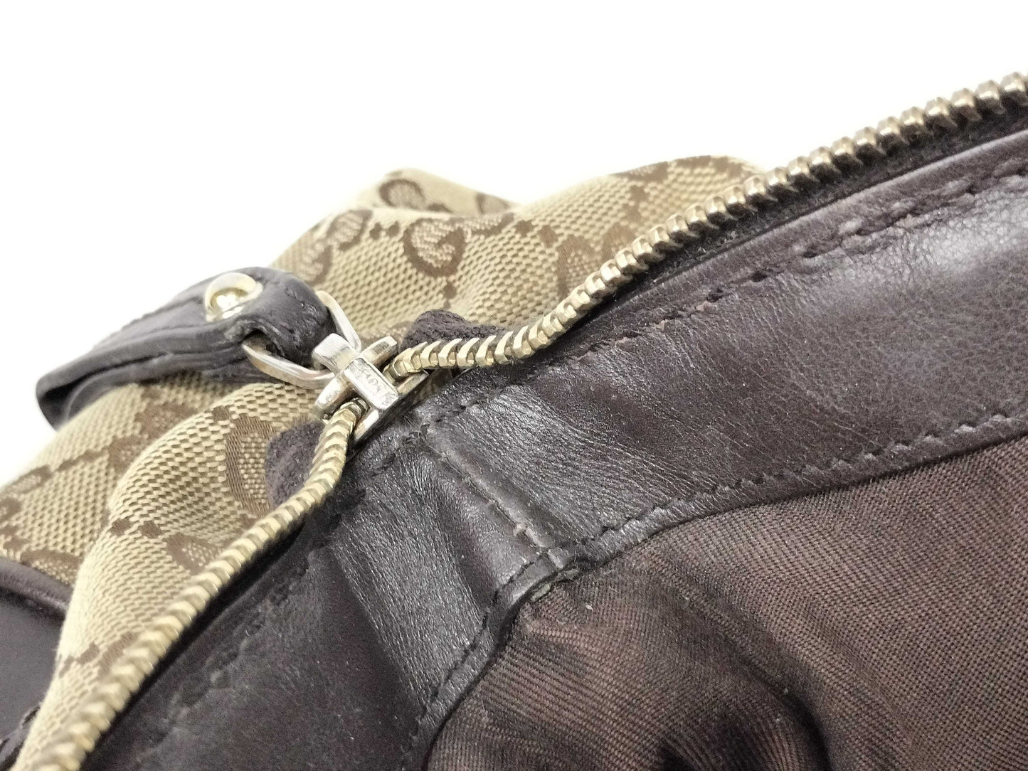 GUCCI GG Canvas Gucci Shoulder Bag