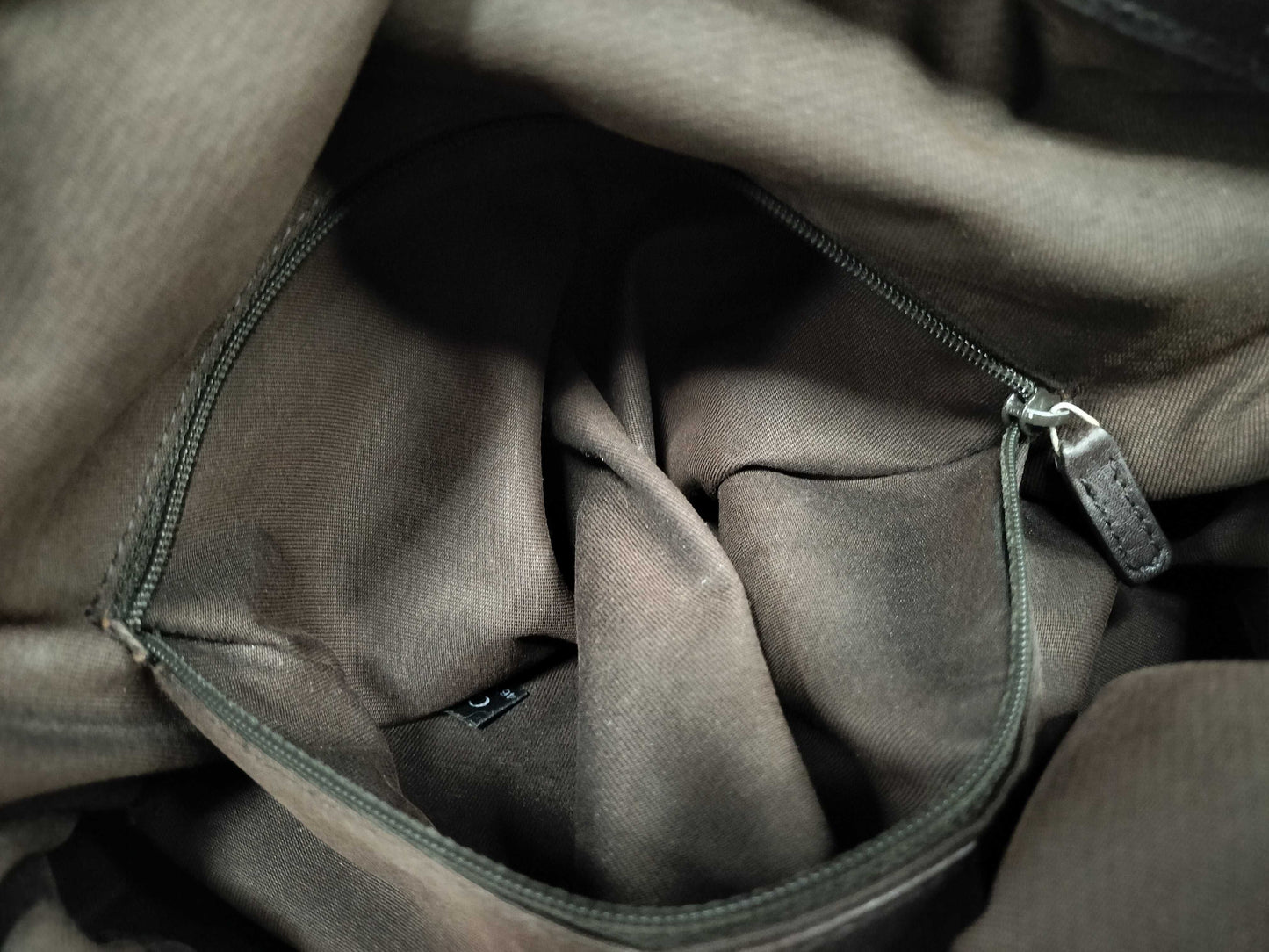 GUCCI GG Canvas Gucci Shoulder Bag
