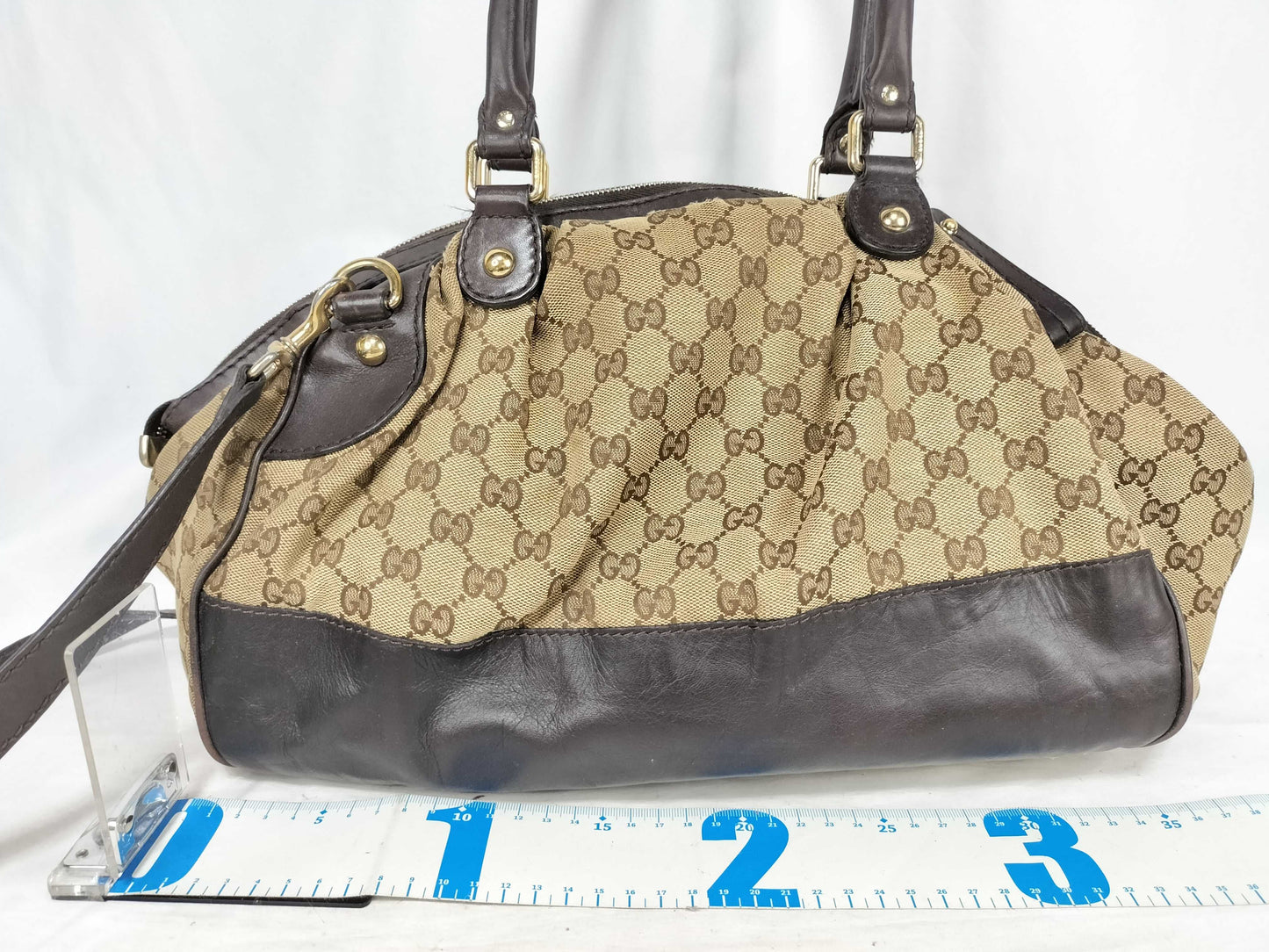 GUCCI GG Canvas Gucci Shoulder Bag