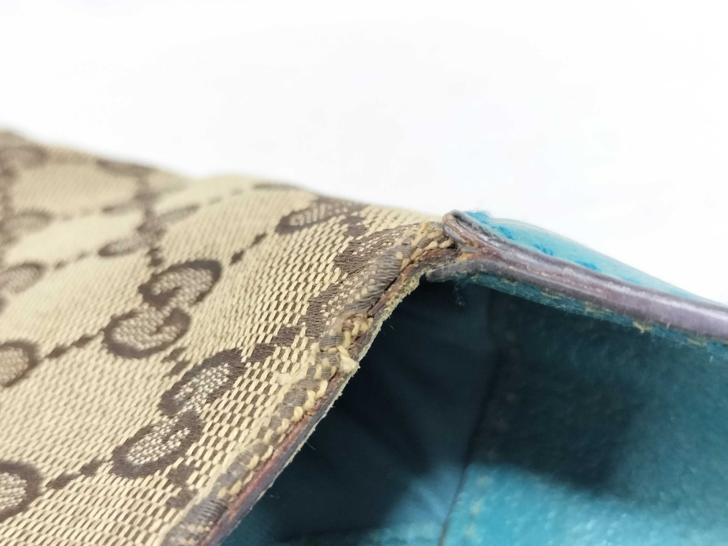 GUCCI GG Canvas Gucci Shoulder Bag