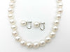 Akoya pearls, diameter approx. 9.0-9.5mm, silver, 51.4g / Akoya pearls, diameter approx. 9.0-9.5mm, 18K white gold, 3.1g Other accessories
