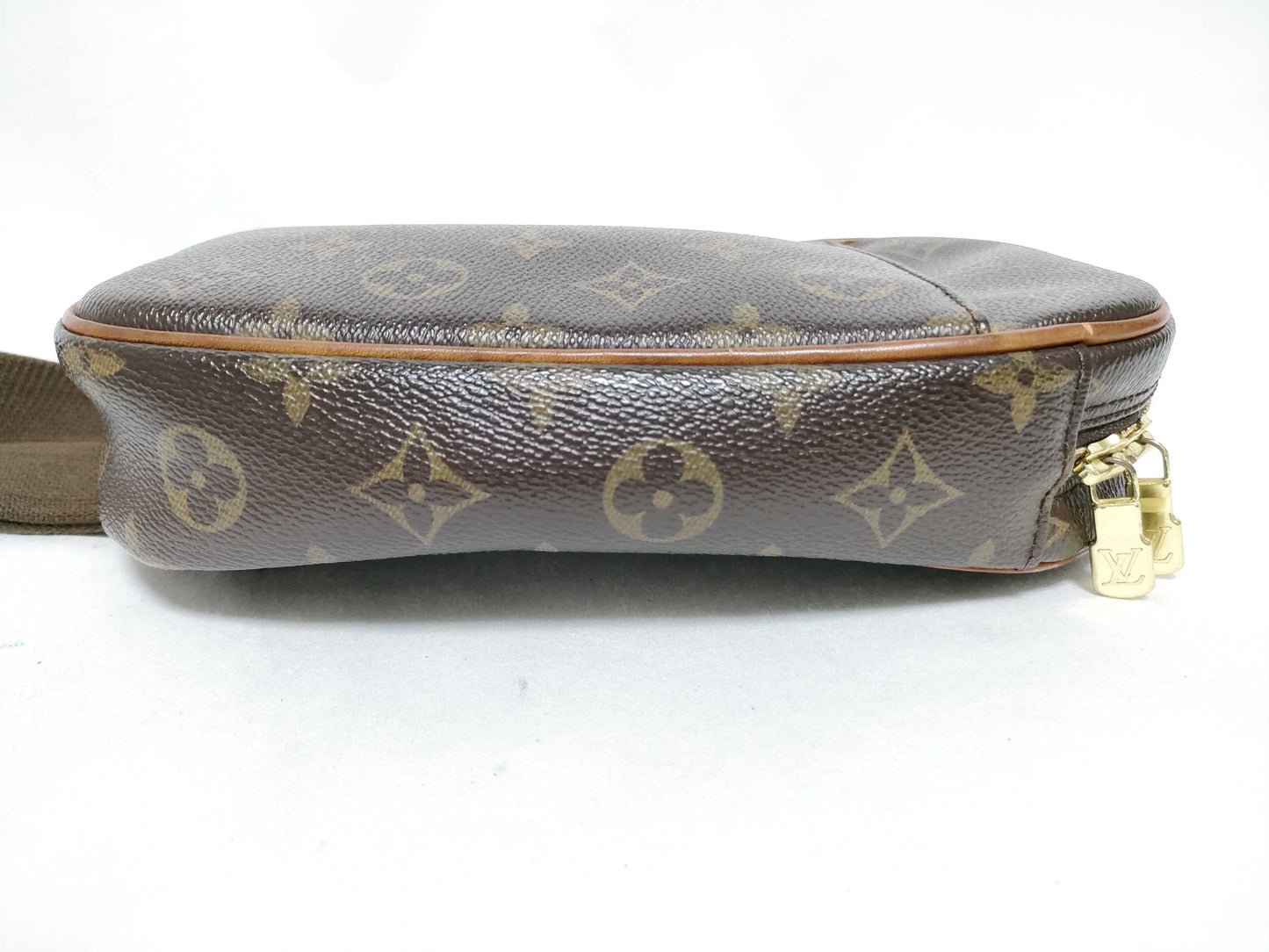 LOUIS VUITTON M51870 Monogram LV Shoulder Bag