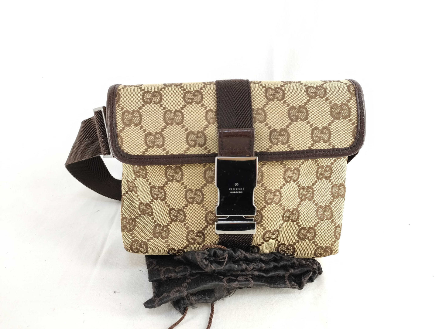 GUCCI GG Canvas Shoulder Bag