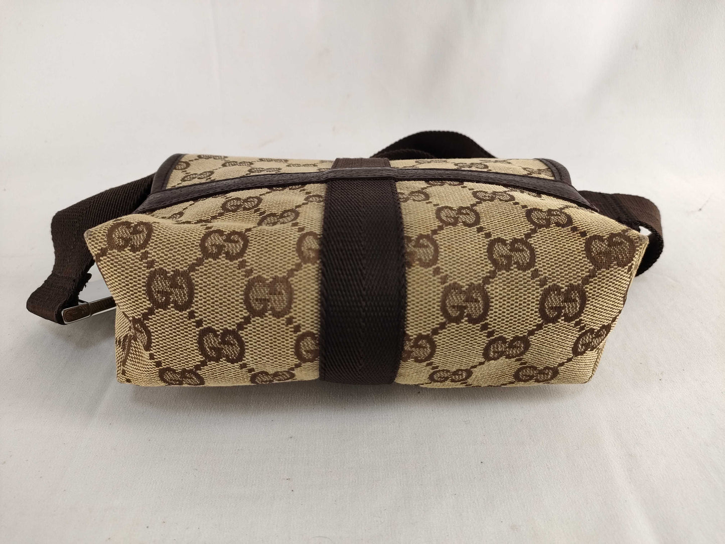 GUCCI GG Canvas Shoulder Bag