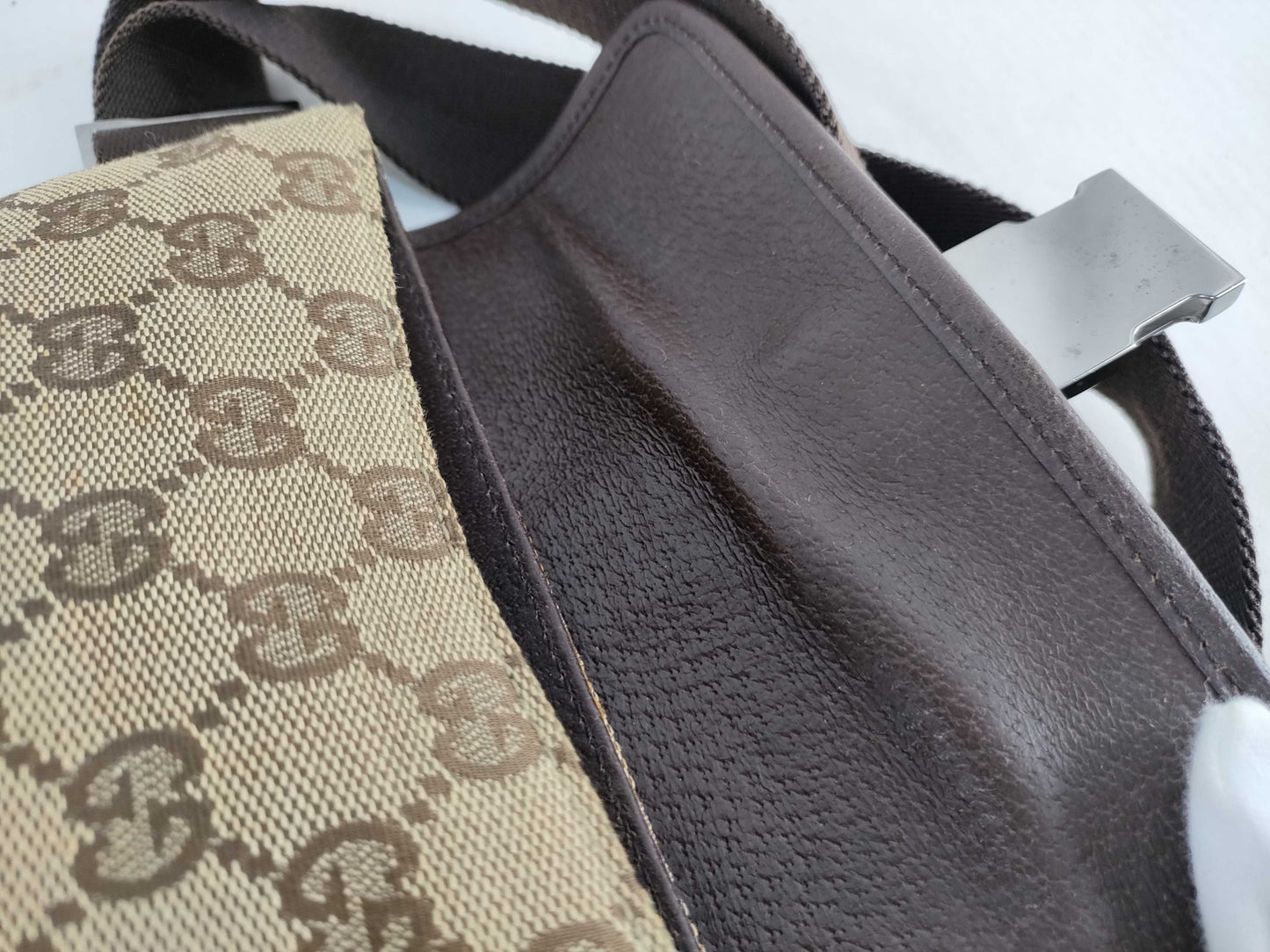 GUCCI GG Canvas Shoulder Bag