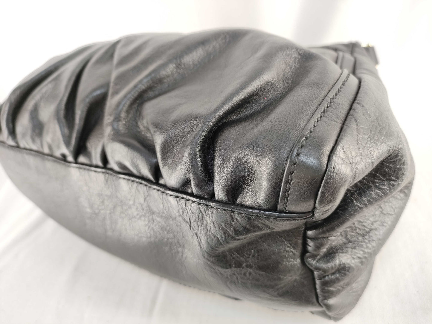 GUCCI One-Shoulder Black Leather Shoulder Bag