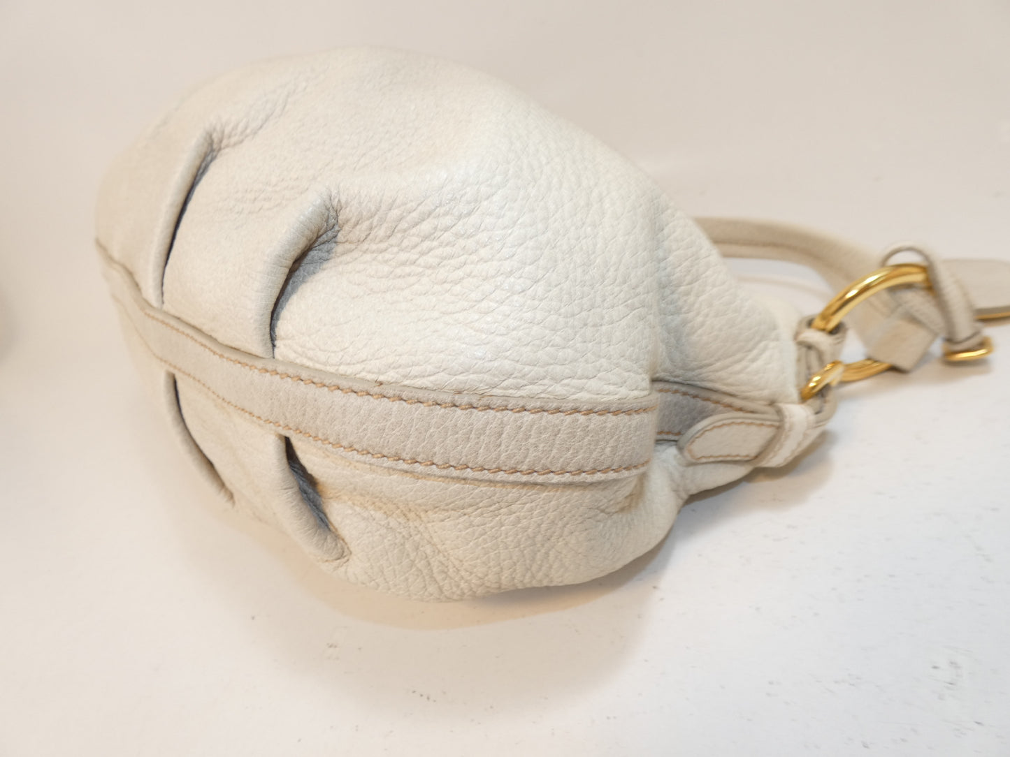 PRADA Vitello Front Logo One-Hand Shoulder Bag