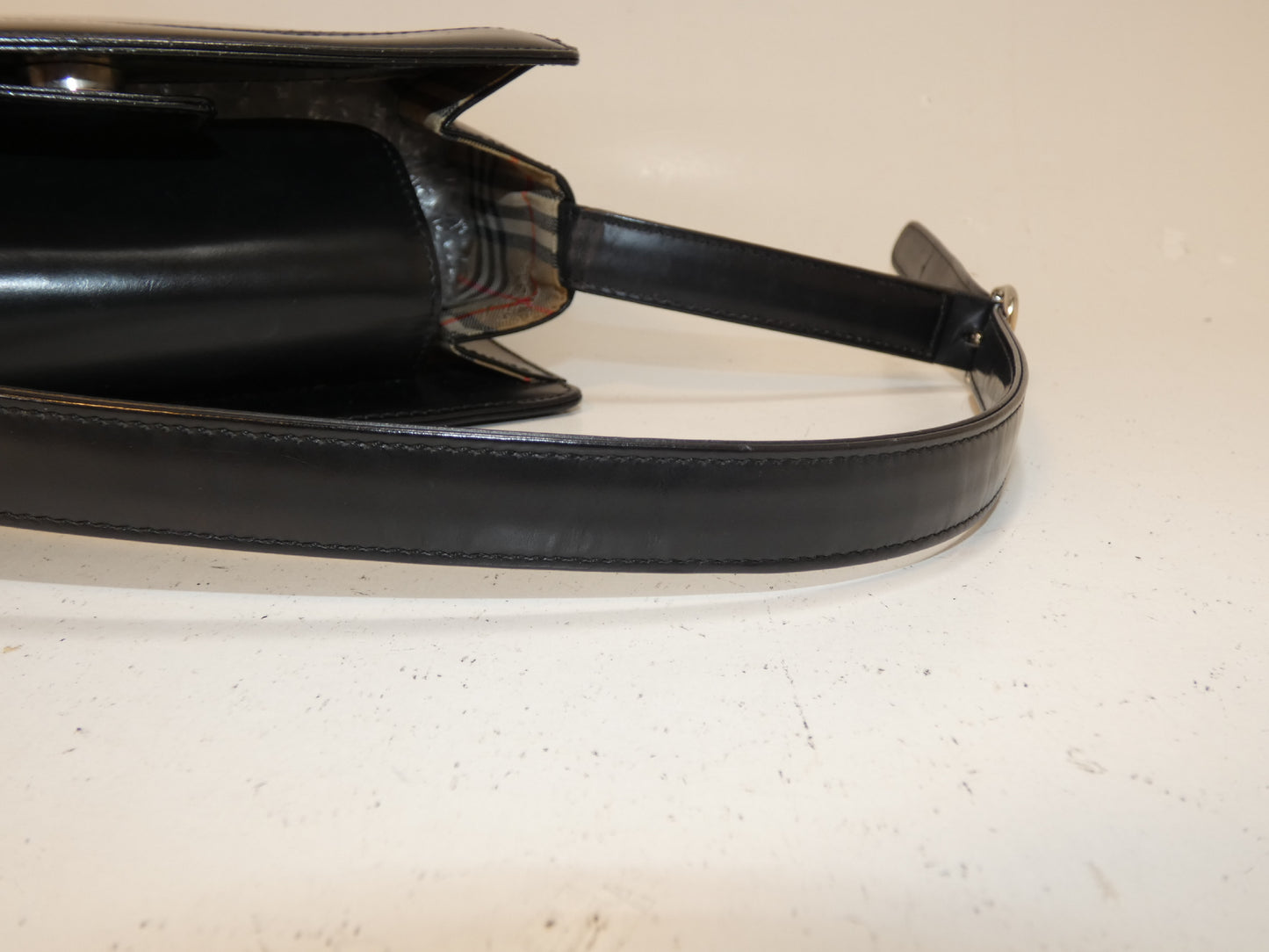 BURBERRY Leather Nova Check Black One-Hand One-Shoulder Shoulder Bag