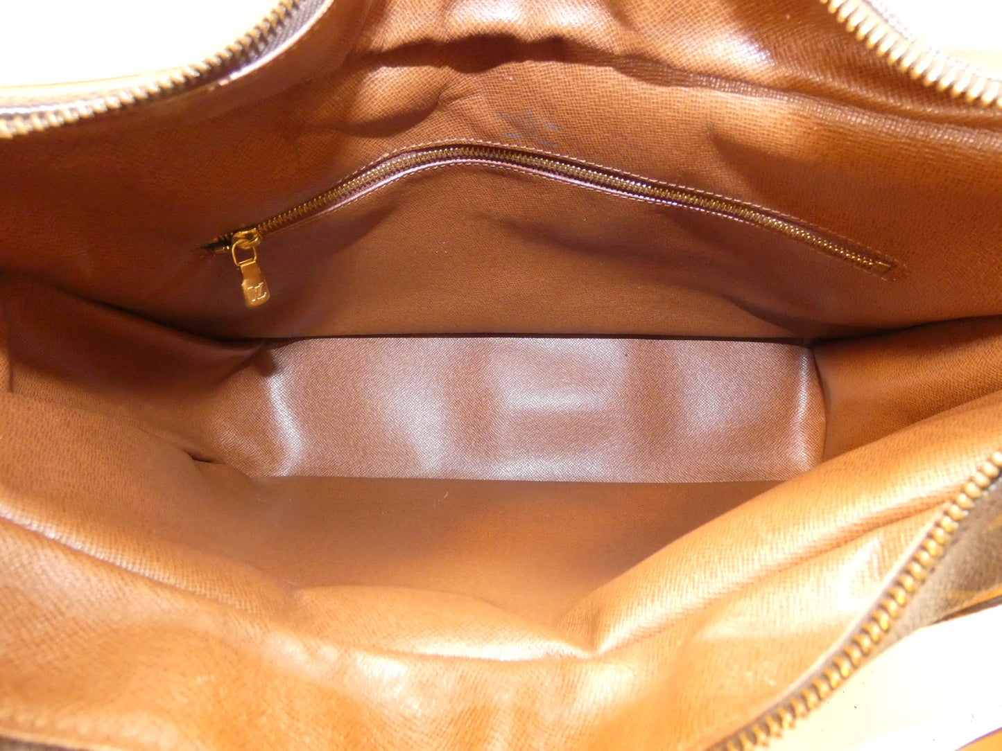 LOUIS VUITTON Boulogne Monogram One-Hand One-Shoulder Shoulder Bag