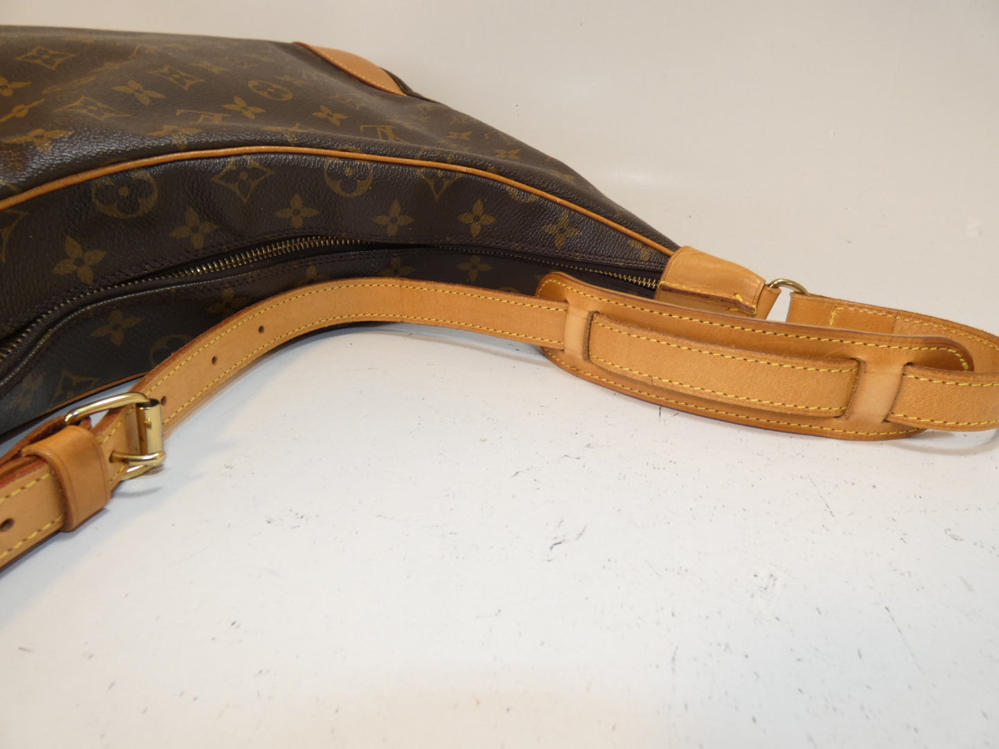 LOUIS VUITTON Boulogne Monogram One-Hand One-Shoulder Shoulder Bag