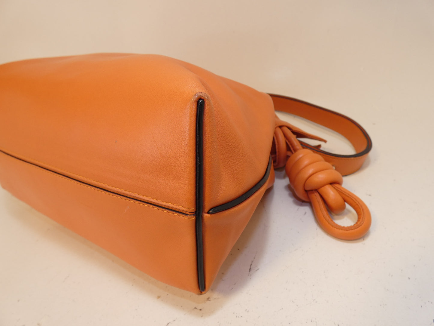 LOEWE Flamenco Leather Orange One-Hand One-Shoulder Shoulder Bag