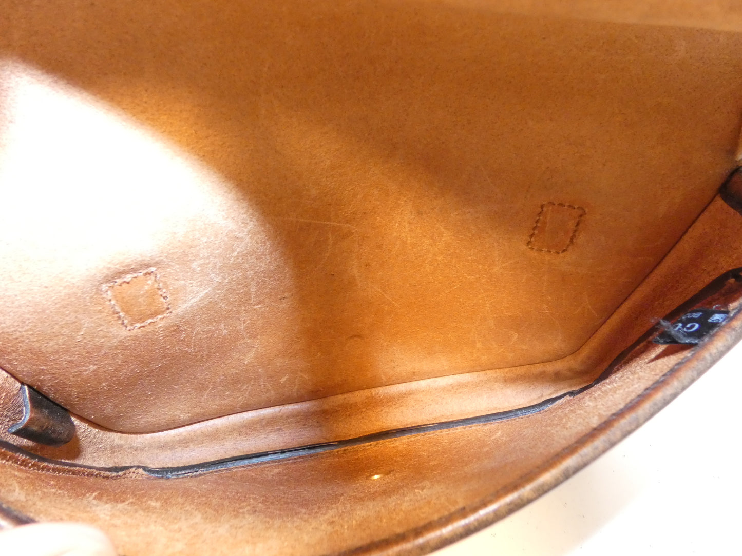 GUCCI All Leather Vintage Interlocking Dark Brown Shoulder Bag