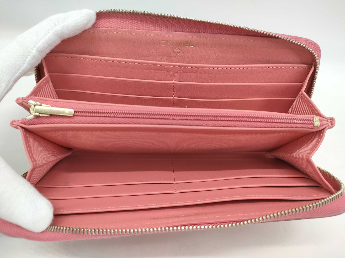CHANEL Matelasse Long Wallet in Caviar Leather with Pink Gold Hardware, 28510975