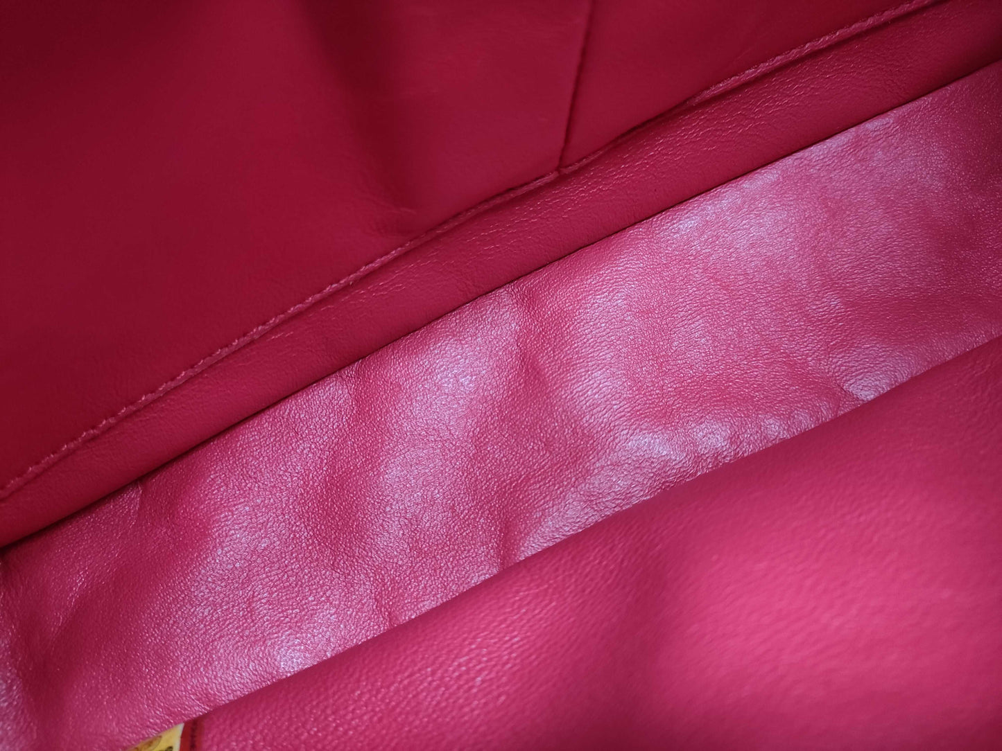 CHANEL Matelasse Chain Shoulder Bag in Red Caviar Leather