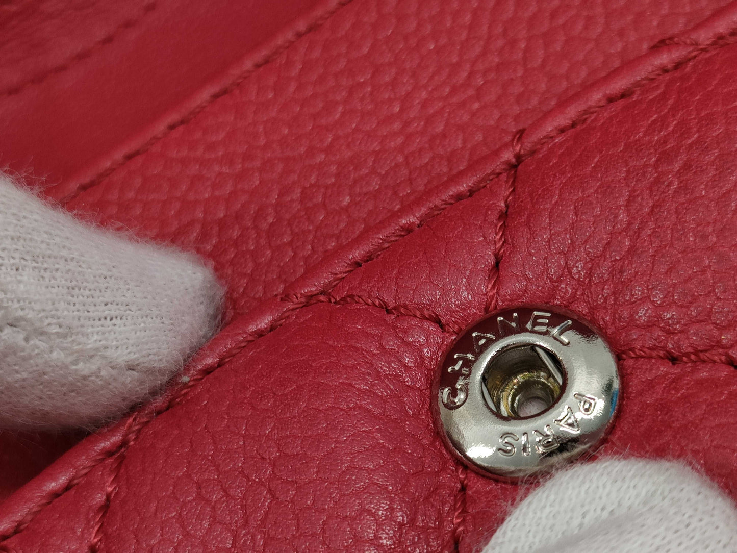 CHANEL Matelasse Chain Shoulder Bag in Red Caviar Leather