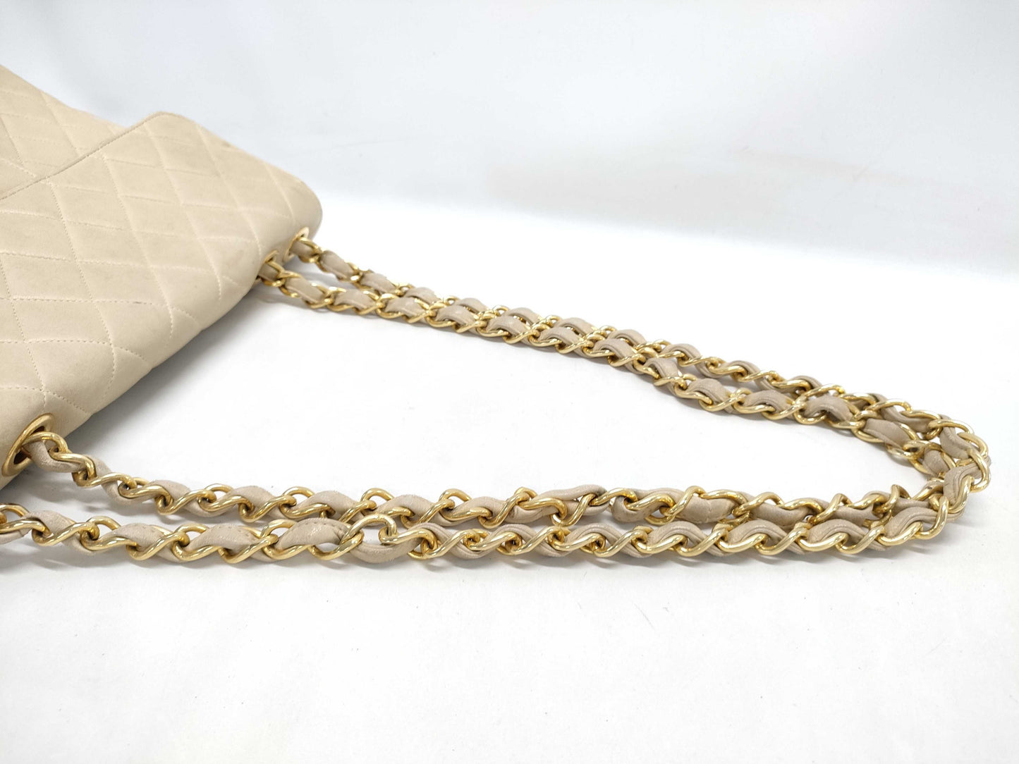 CHANEL Matelasse Deca Matelasse Chain Shoulder Bag A11869 Beige Lambskin Shoulder Bag