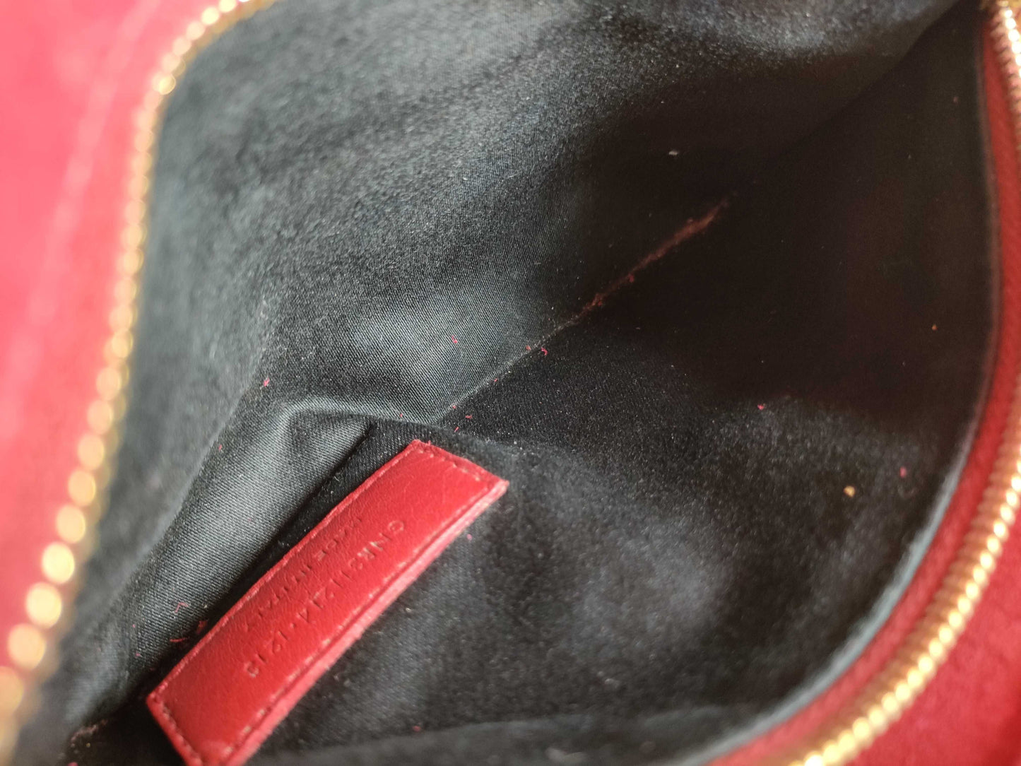 SAINT LAURENT Y-Line Red Leather Shoulder Bag