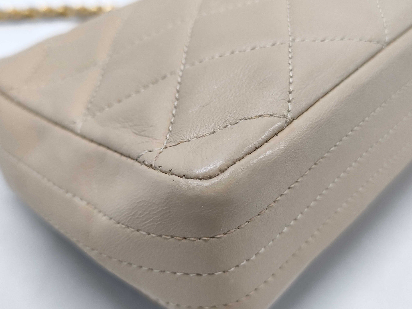 CHANEL Matelasse Shoulder Bag