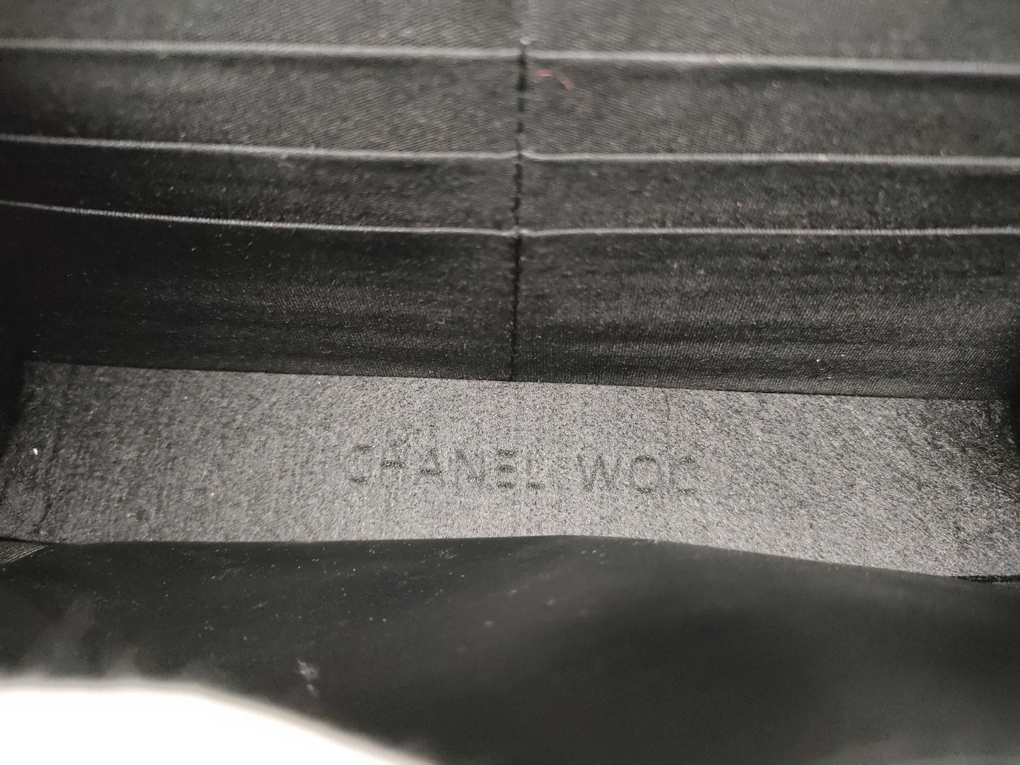 CHANEL Matelasse Chain Shoulder Bag