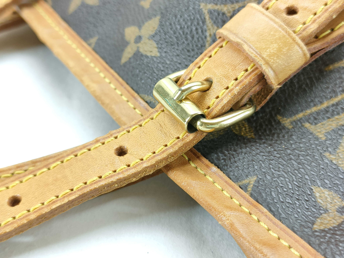 LOUIS VUITTON M42238 Monogram Louis Vuitton Bucket PM Tote Bag