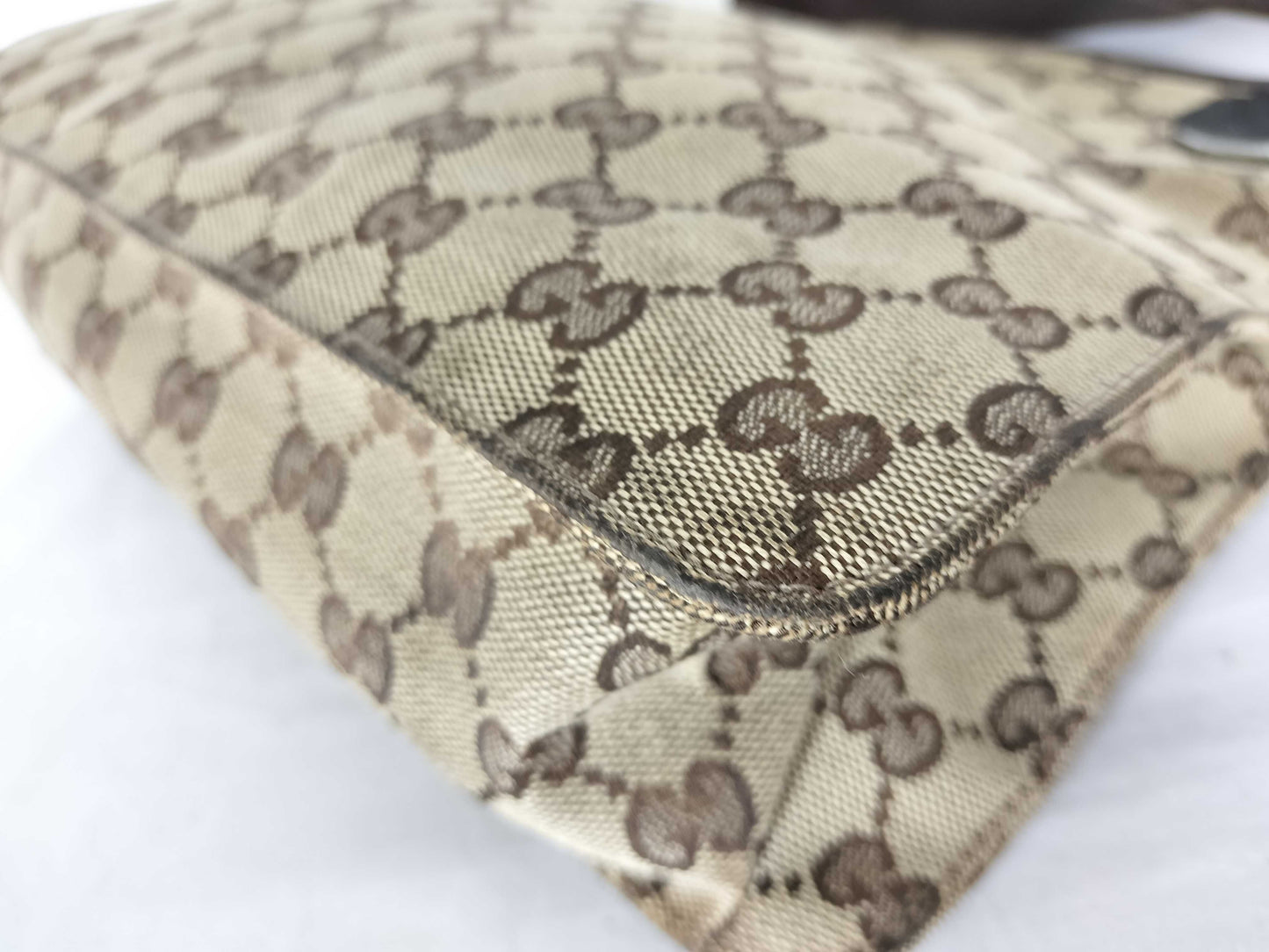 GUCCI GG Canvas Shoulder Bag 120842