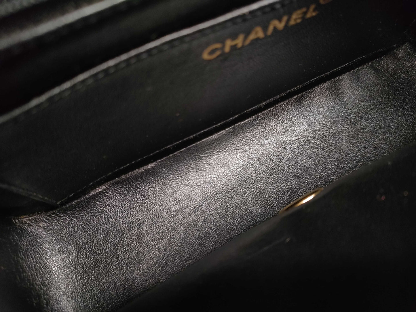 CHANEL Diana Flap 22 Chain Shoulder Bag in Lambskin Matelasse