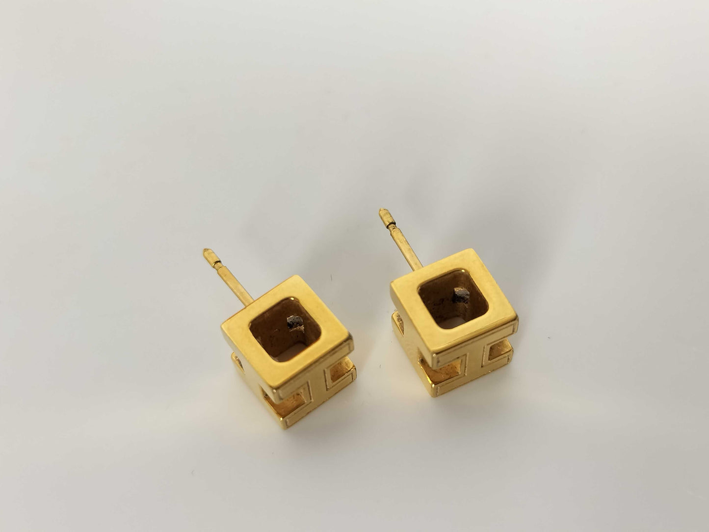 HERMES CAGE DE H H Cube Earrings