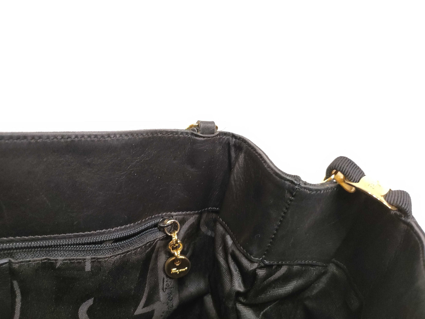 Salvatore Ferragamo Vara Chain Shoulder Bag