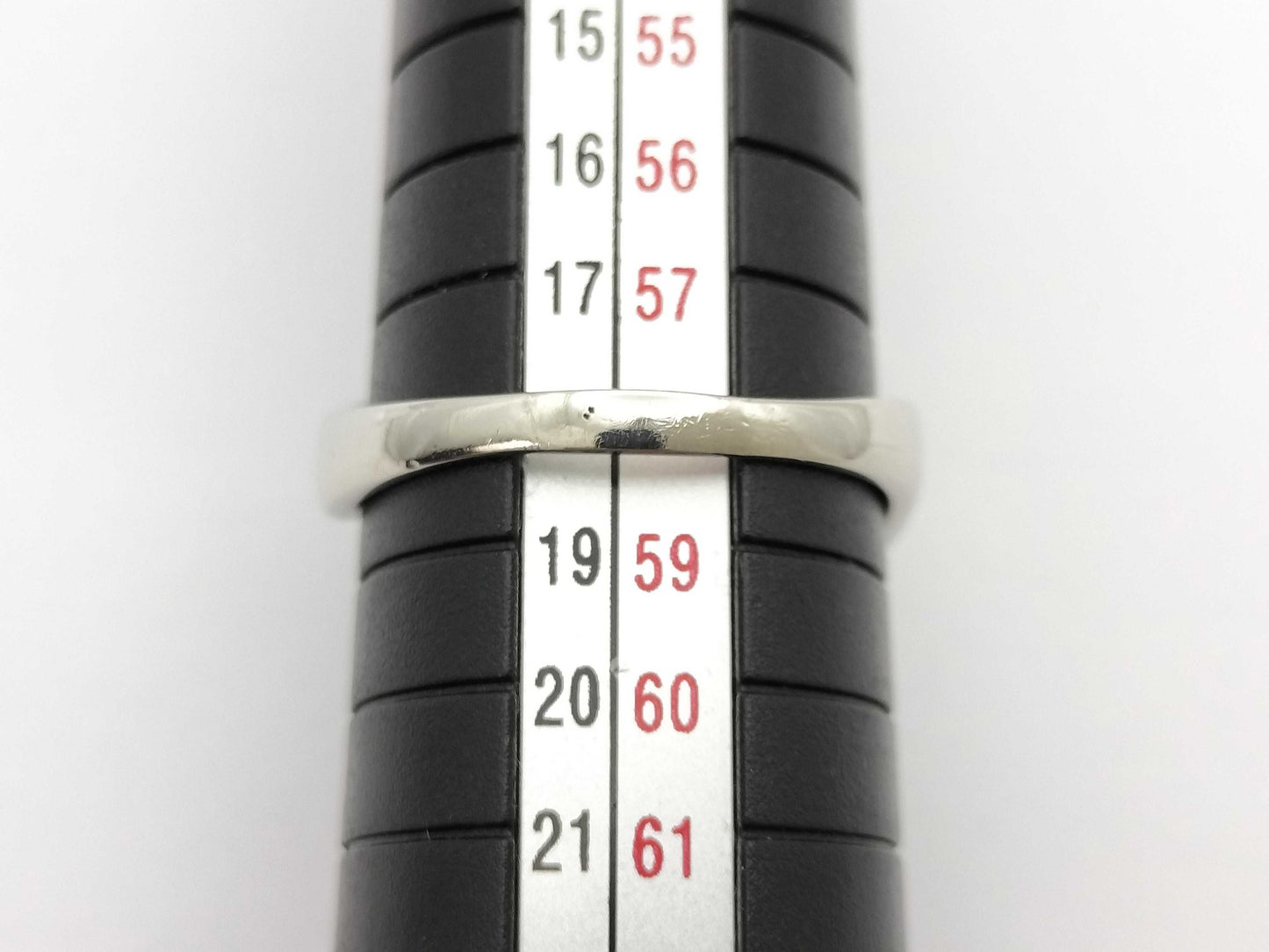 E0.22ct PT900 5.1g Ring