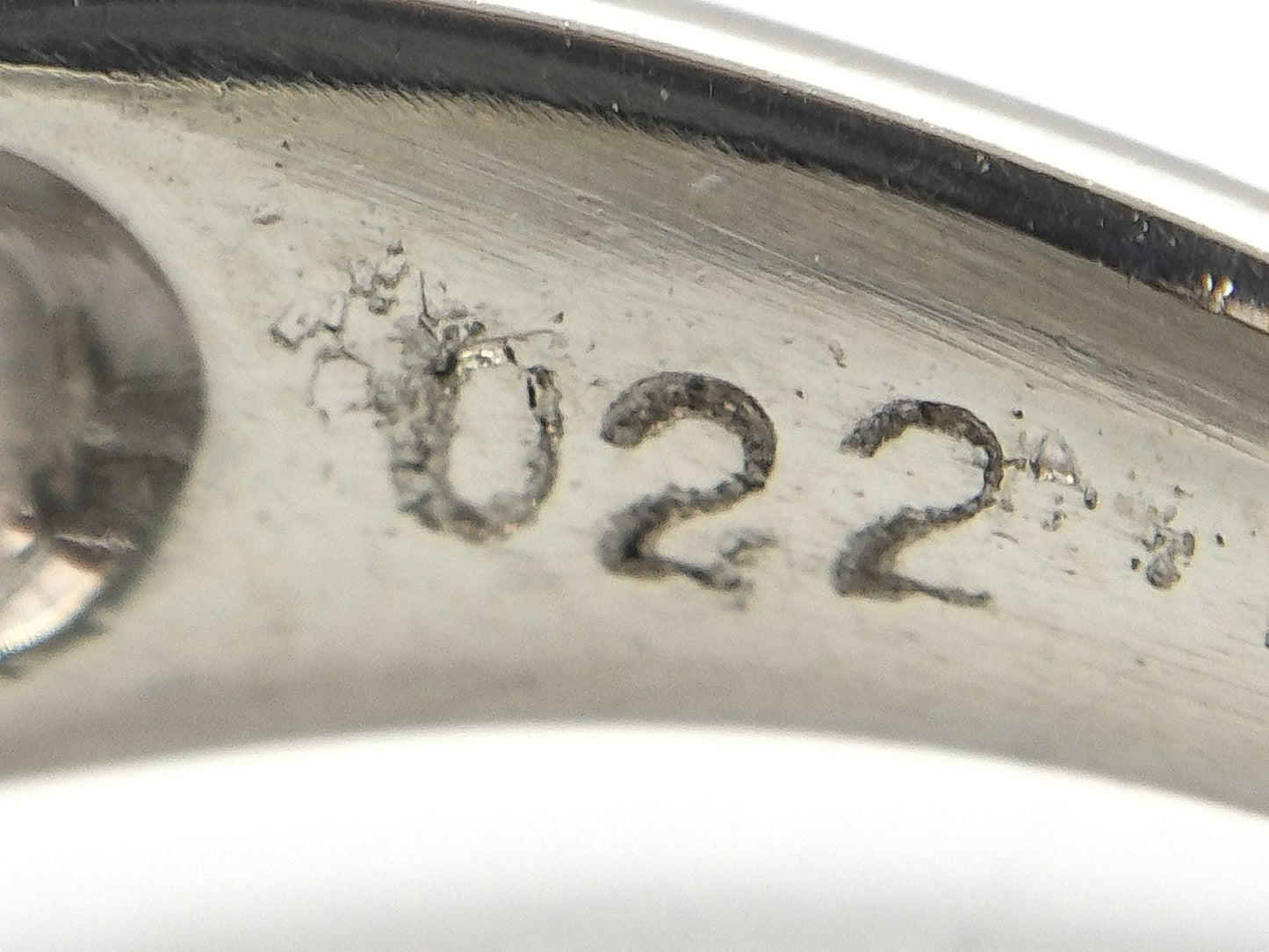 E0.22ct PT900 5.1g Ring