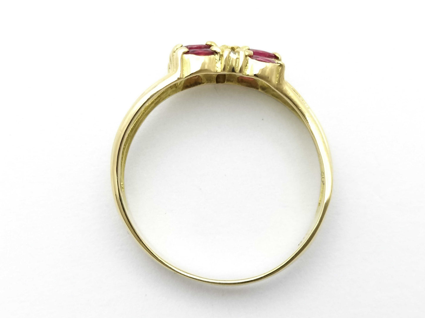 Ruby and Diamond 18K Gold Ring, 2.3g