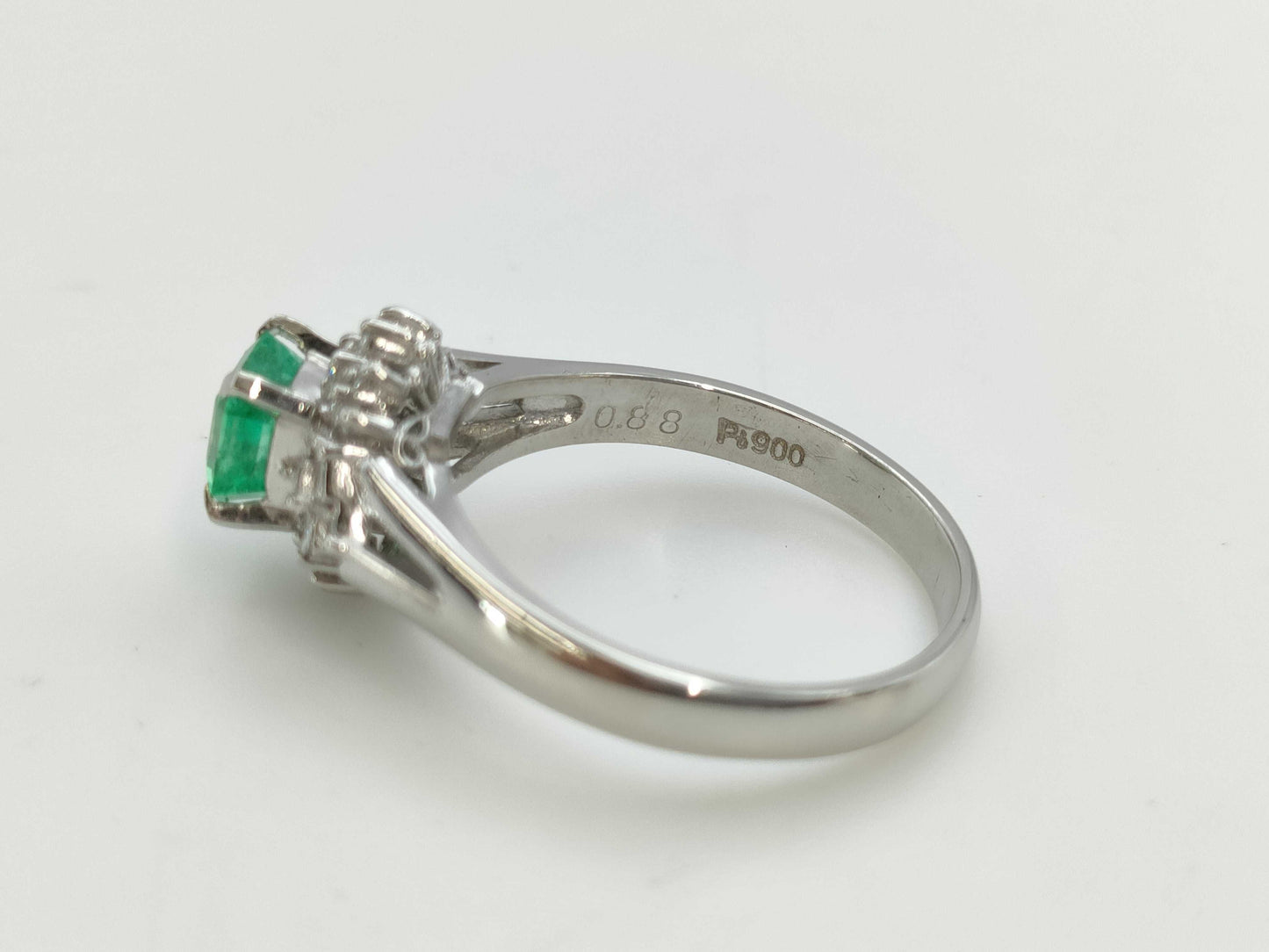 E0.88ct D0.23ct PT900 6.1g Ring