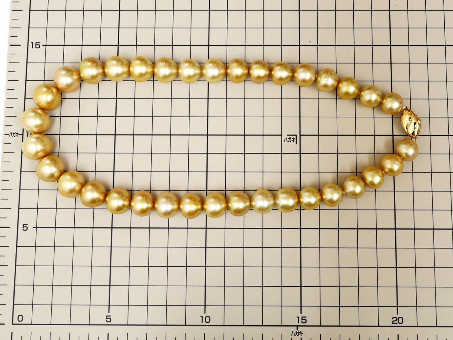 South Sea Pearl Necklace, Diameter: Approx. 12.0-15.3mm, Silver, 119.3g