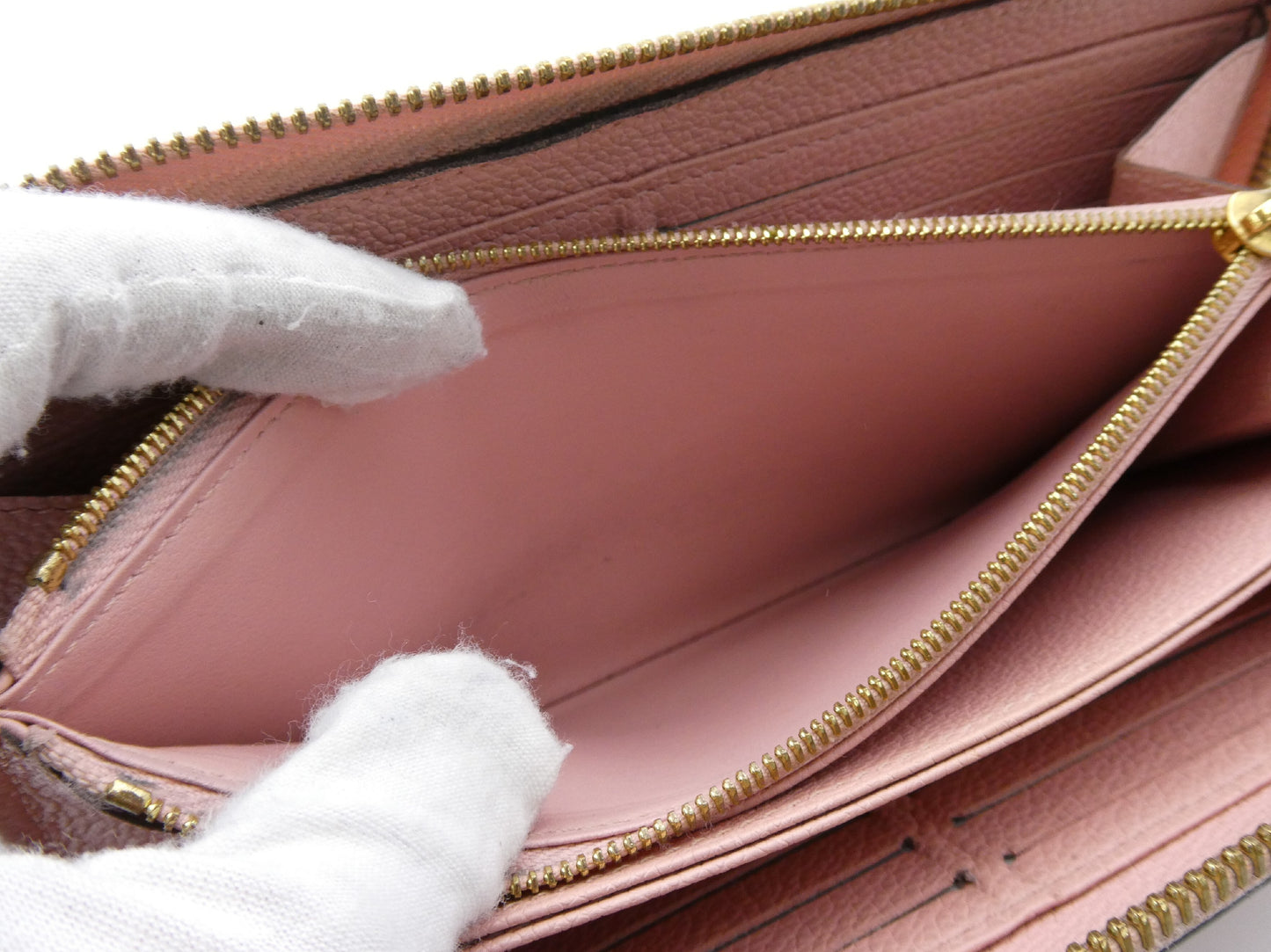 LOUIS VUITTON Monogram Empreinte Zippy Wallet