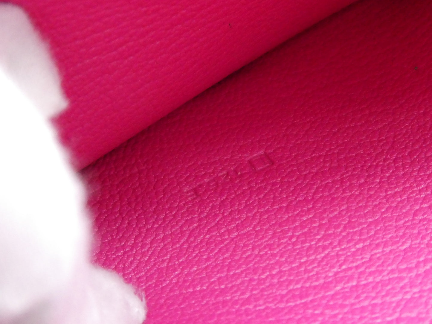 HERMES Bearn soufflé □L engraved wallet