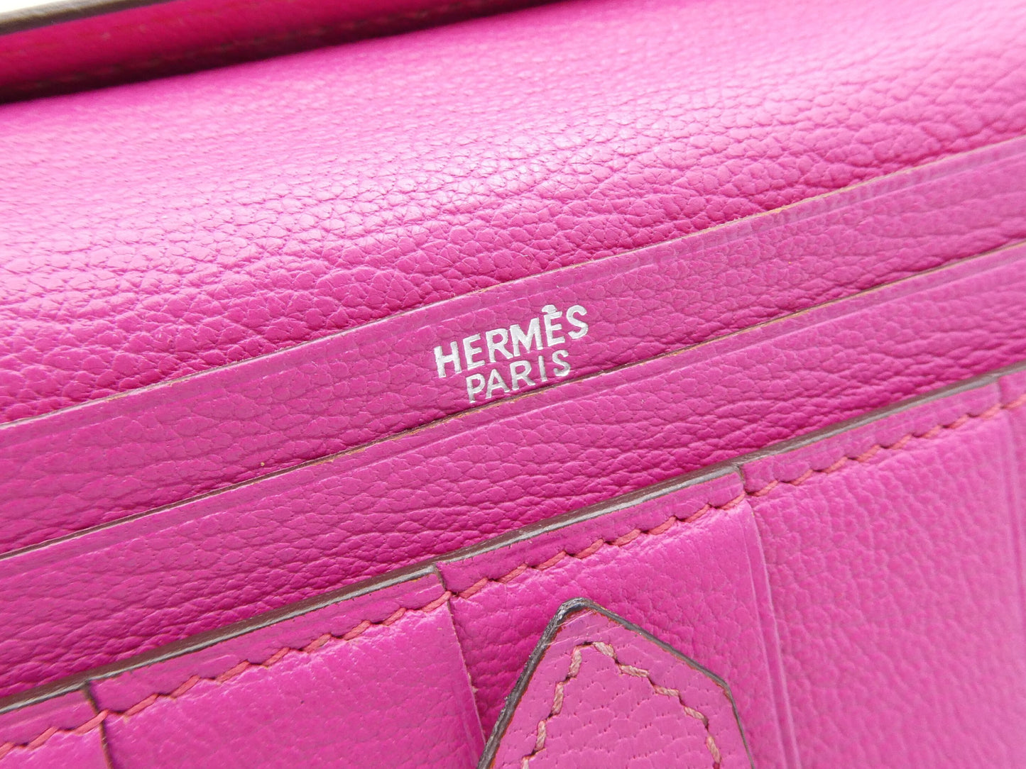 HERMES Bearn soufflé □L engraved wallet