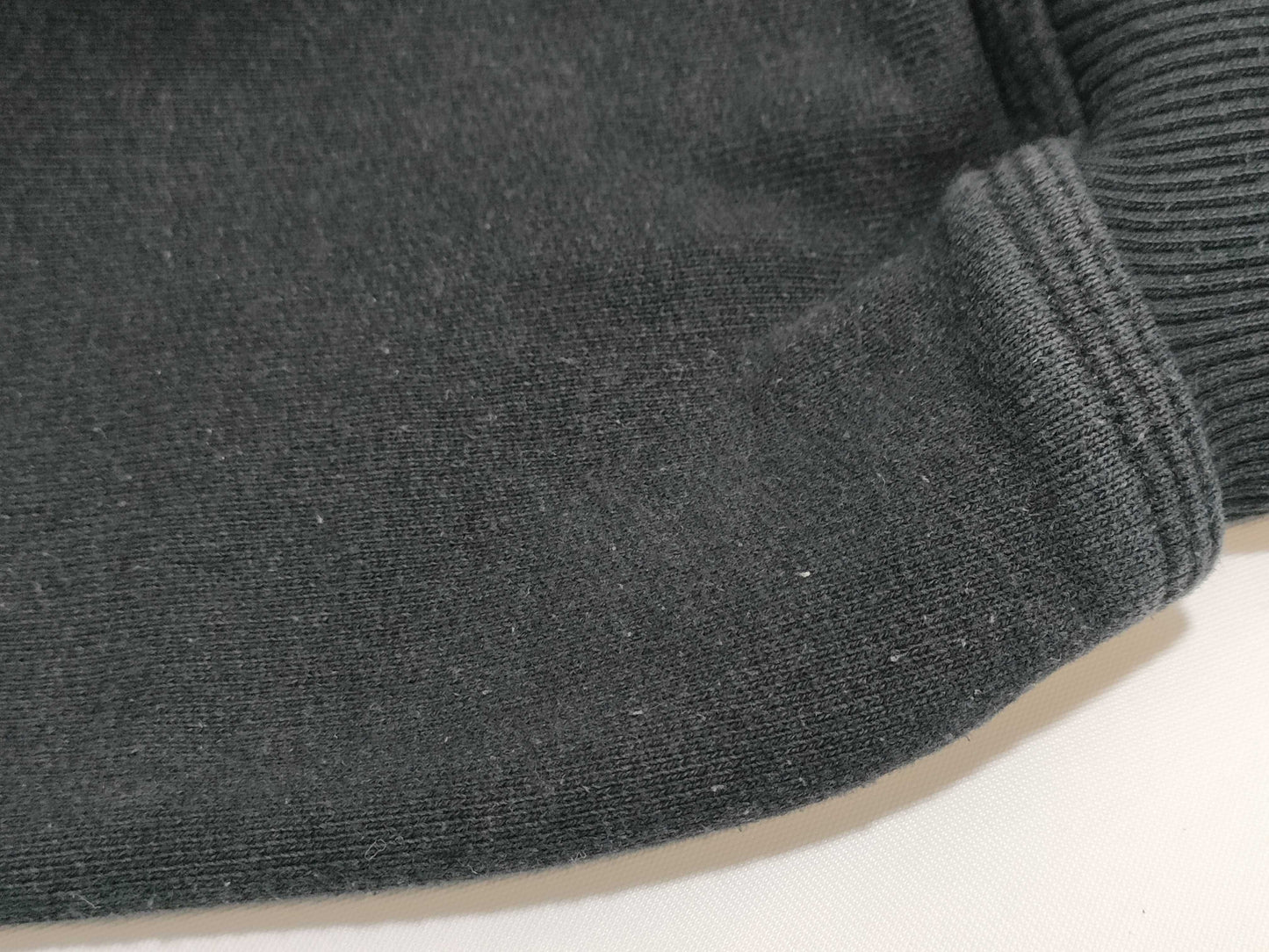 BURBERRY Horse Logo Sweatshirt Top