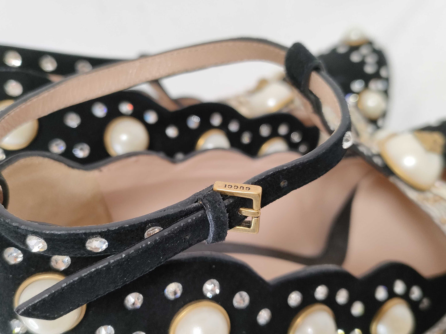 GUCCI GUCCI Tiger Head Python Pumps with Pearls