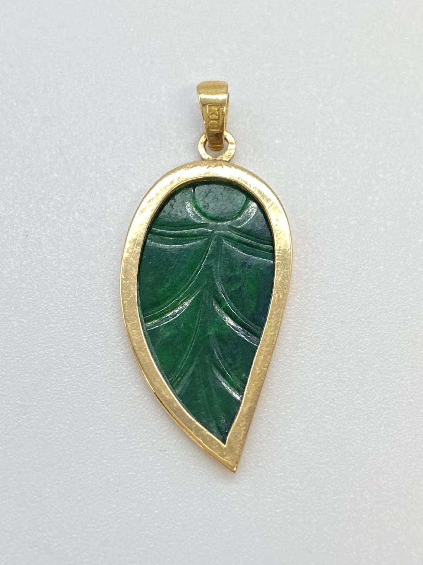Jadeite K18 1.6g Pendant Top