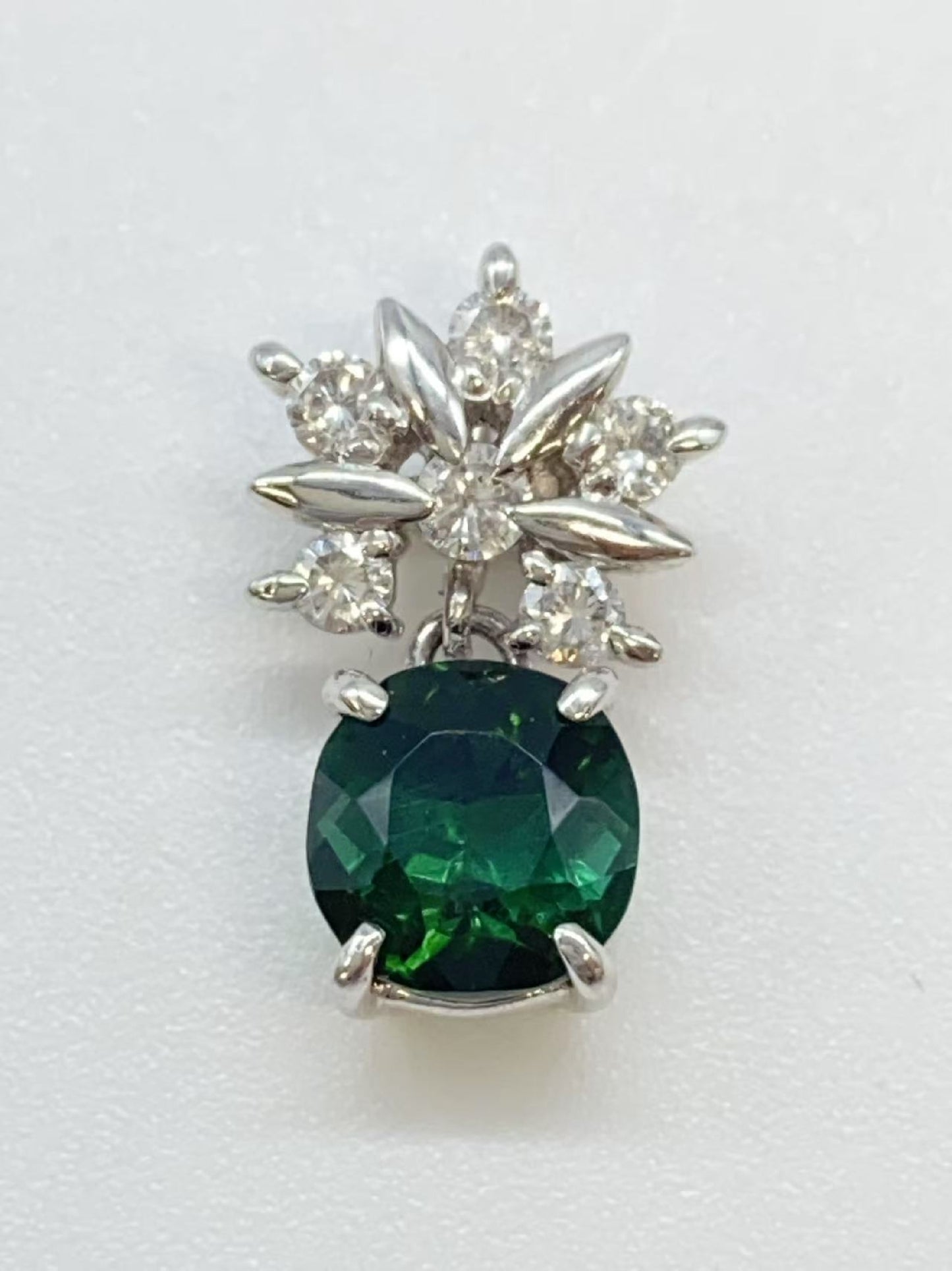 TL 1.64ct D 0.24ct Pt900 2.5g Pendant Top