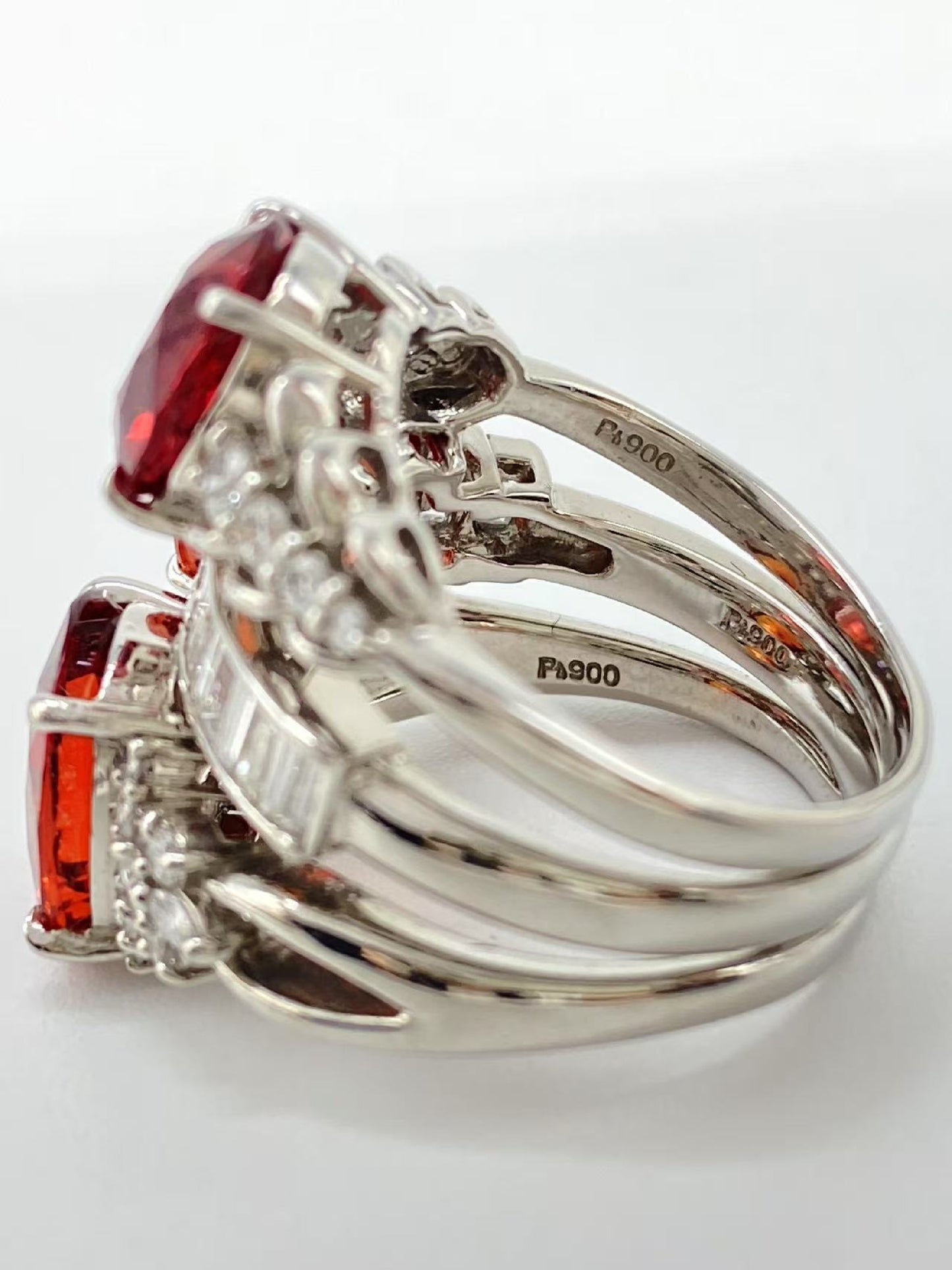 S3.45/4.16/3.11ct D0.66/0.31/0.23ct Pt900 18.8g Ring