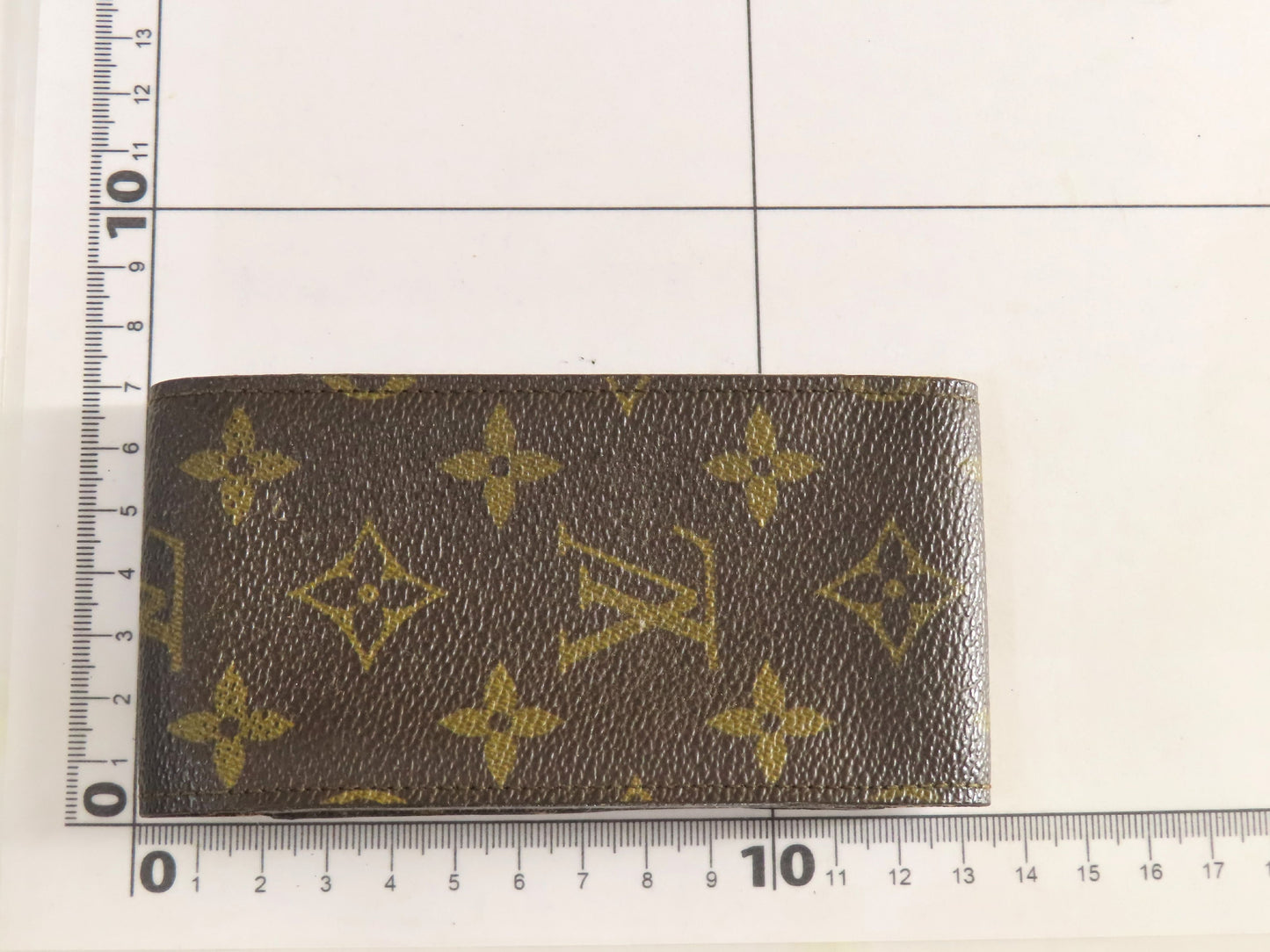 LOUIS VUITTON Monogram LV Monogram Etui Cigarette M63024 MI8907 Other Accessories