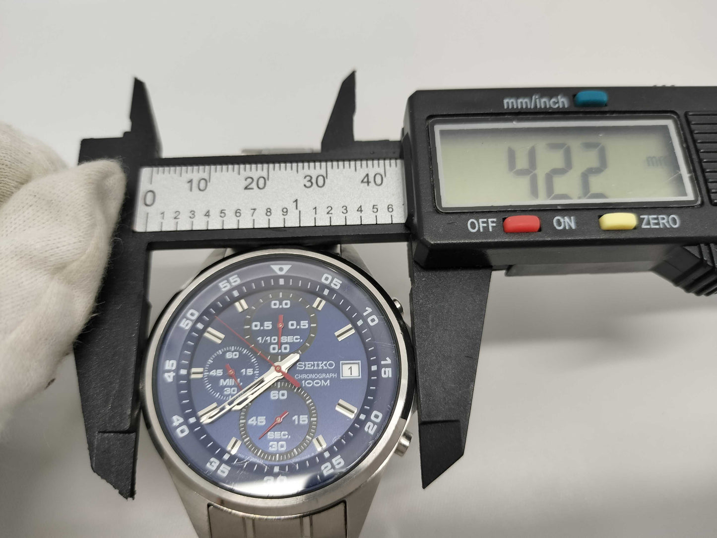 SEIKO 4T57-00J0 820832 QZ Men's Watch