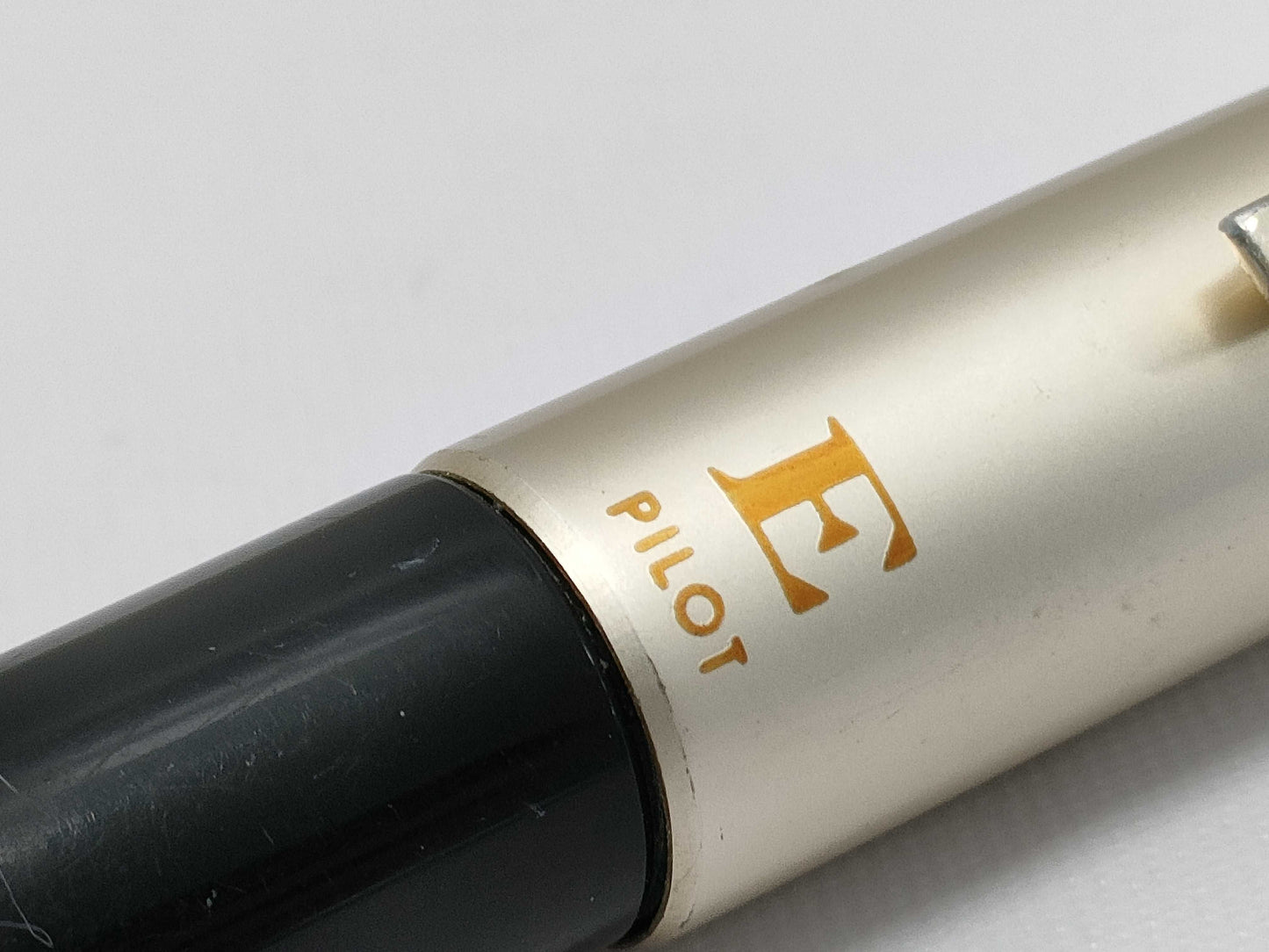 Pilot 14K Fountain Pen Pens & Fountain Pens