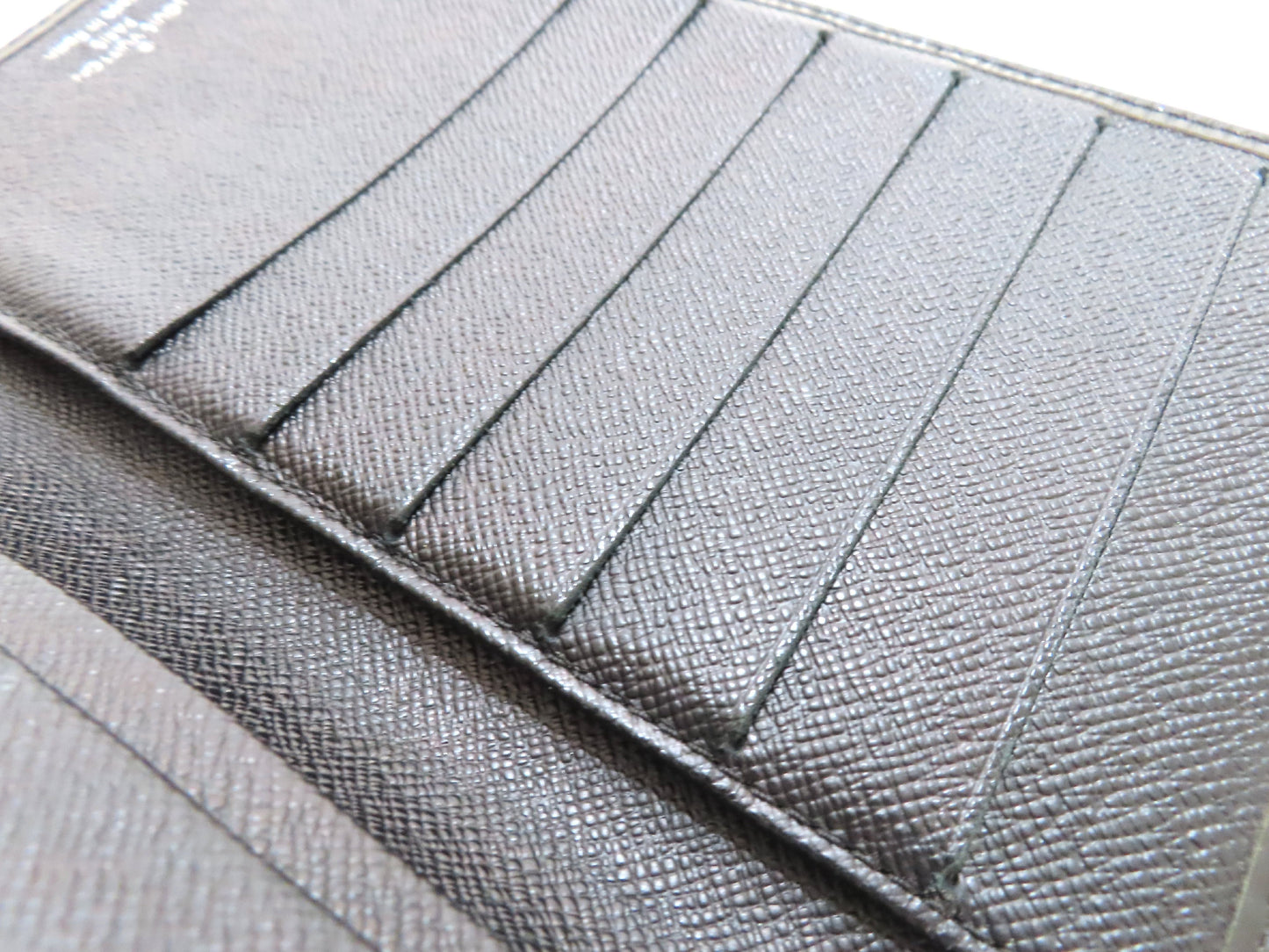 LOUIS VUITTON LV Epi Leather Porte-Chéquier Carte Credit M63732 CA0069 Wallet