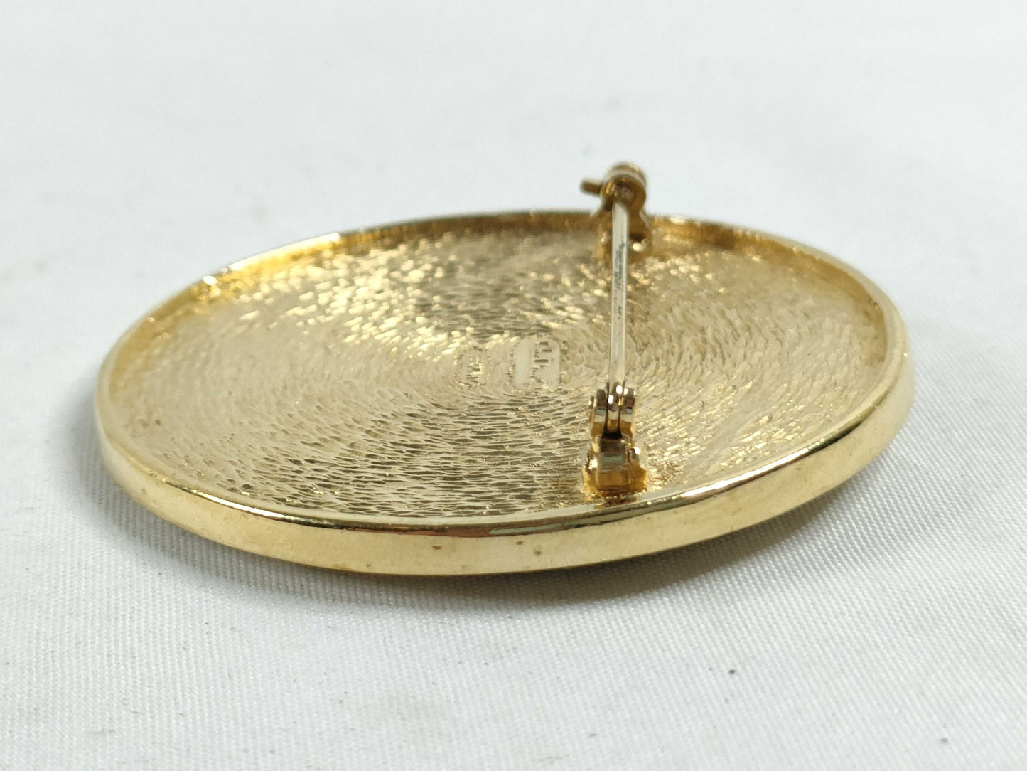 Dior Christian Dior Emblem Logo Brooch GP Gold Brooch