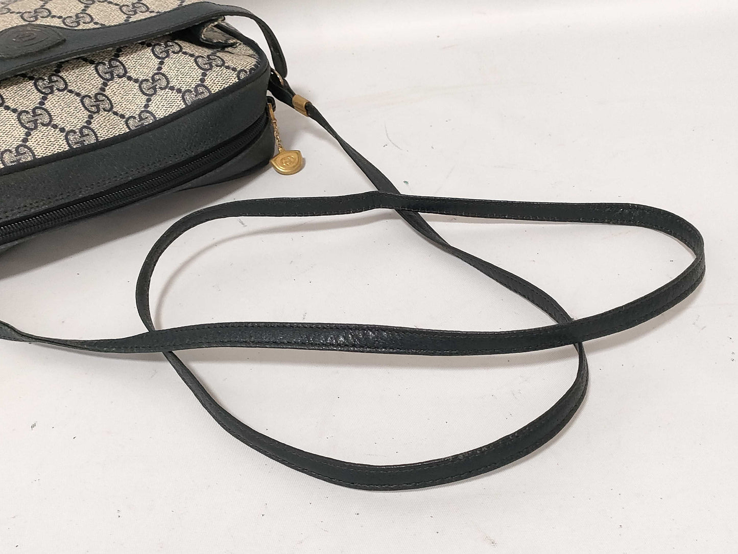 GUCCI GG Supreme Shoulder Bag 007/084/0423 Navy