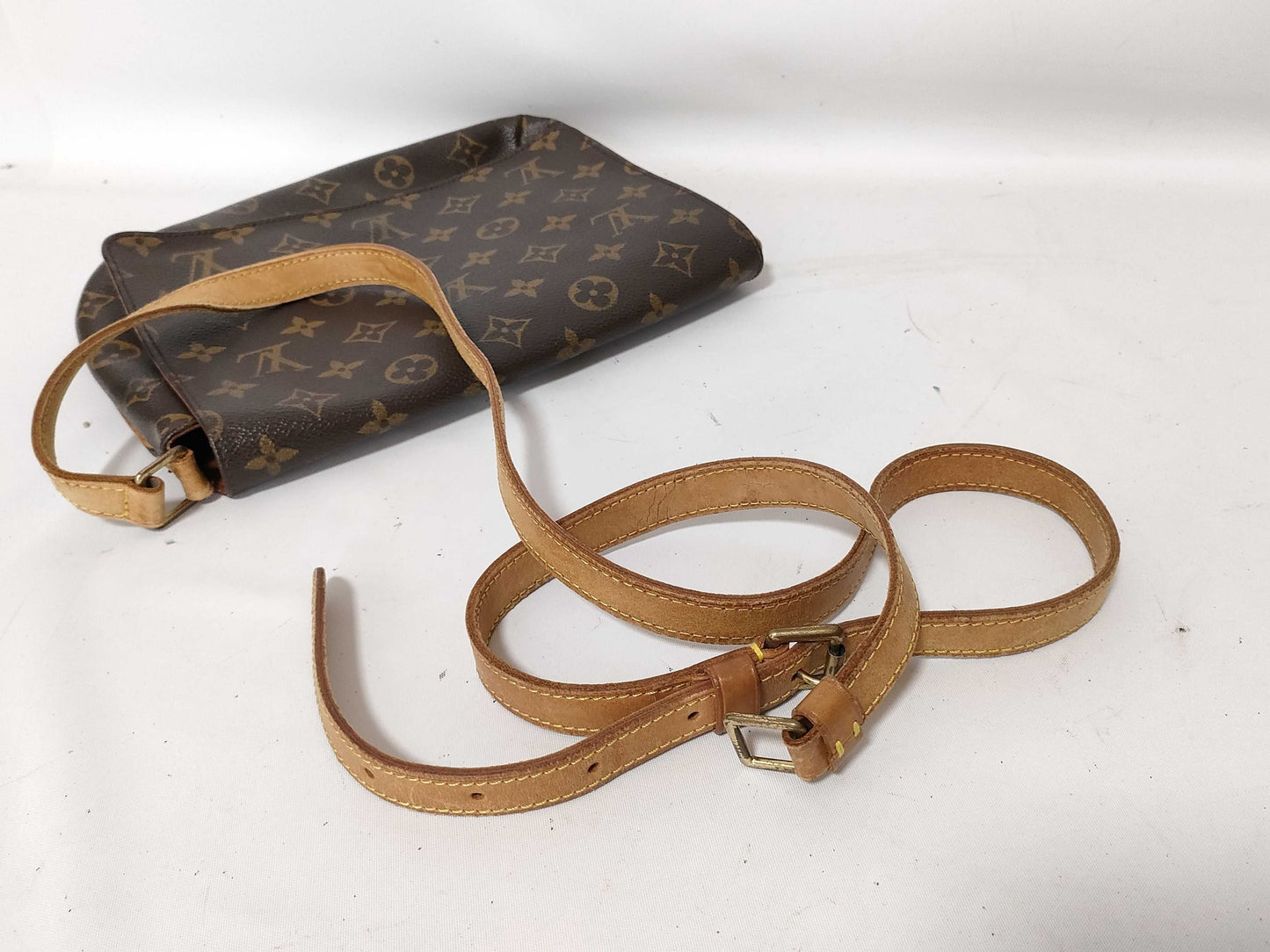 LOUIS VUITTON M51257 Monogram LV Monogram Musette Tango M51257 LM0073 Shoulder Bag