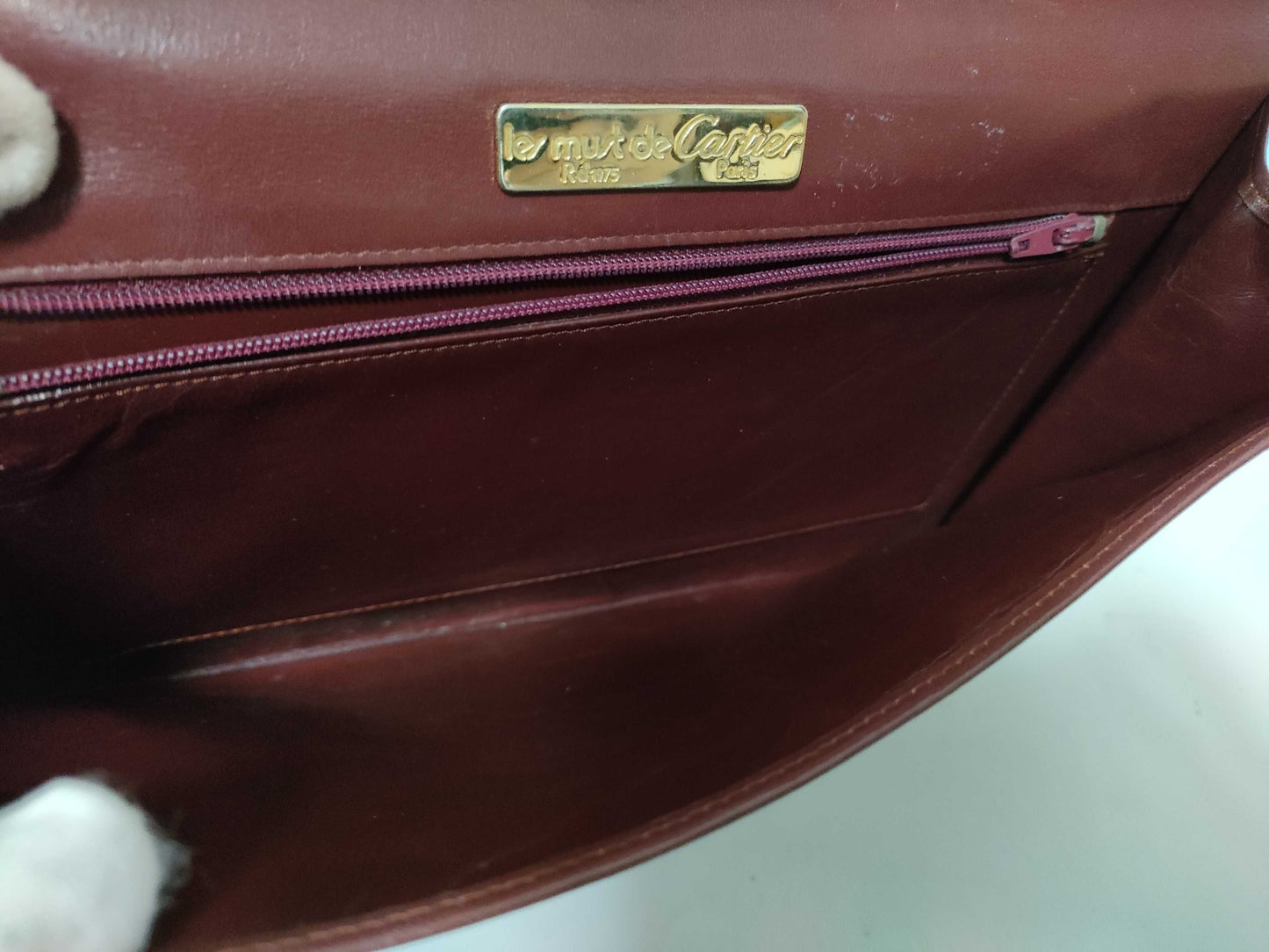 Cartier Must Cartier Leather Clutch Bag Bordeaux Clutch Bag